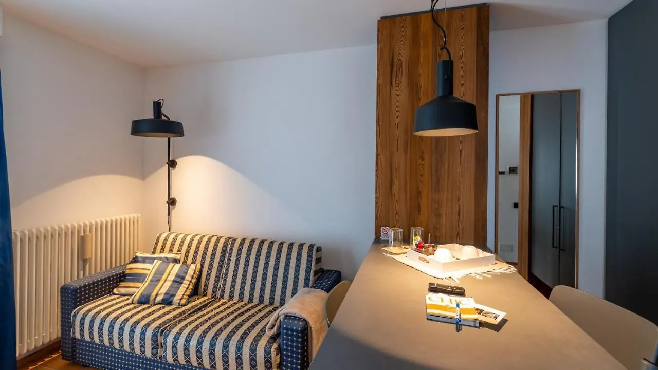 Sport Hotel Alpina Madesimo 4*,