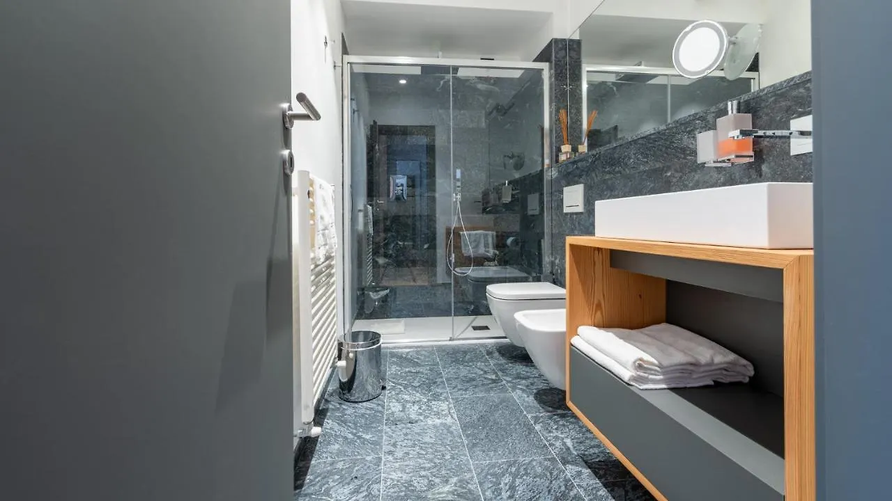 Sport Hotel Alpina Madesimo 4*,  Italy